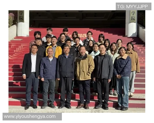 南京篮球队进攻革新之路探索全新战术与团队协作的结合之道 南京篮球队进攻革新之路探索全新战术与团队协作的结合之道