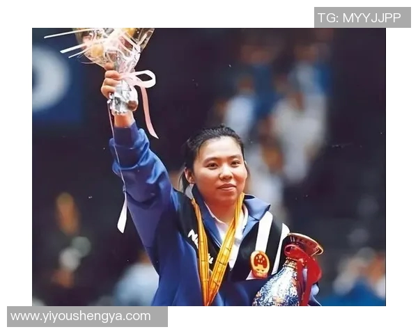 女子足球明星赛冠军揭晓球场上的巾帼英雄展现风采与实力 女子足球明星赛冠军揭晓球场上的巾帼英雄展现风采与实力