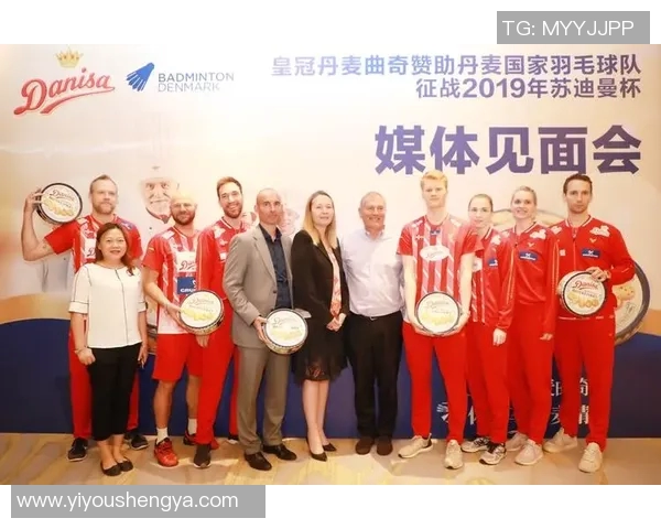 广州羽毛球队与杭州羽毛球队赛后战术分析与复盘探讨