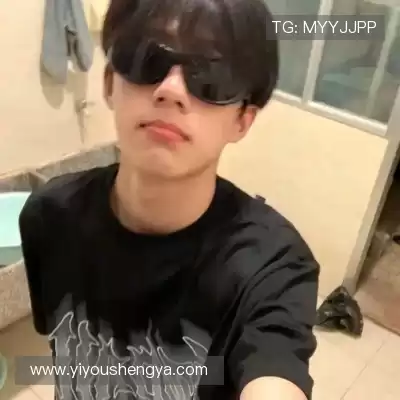甄歌寒